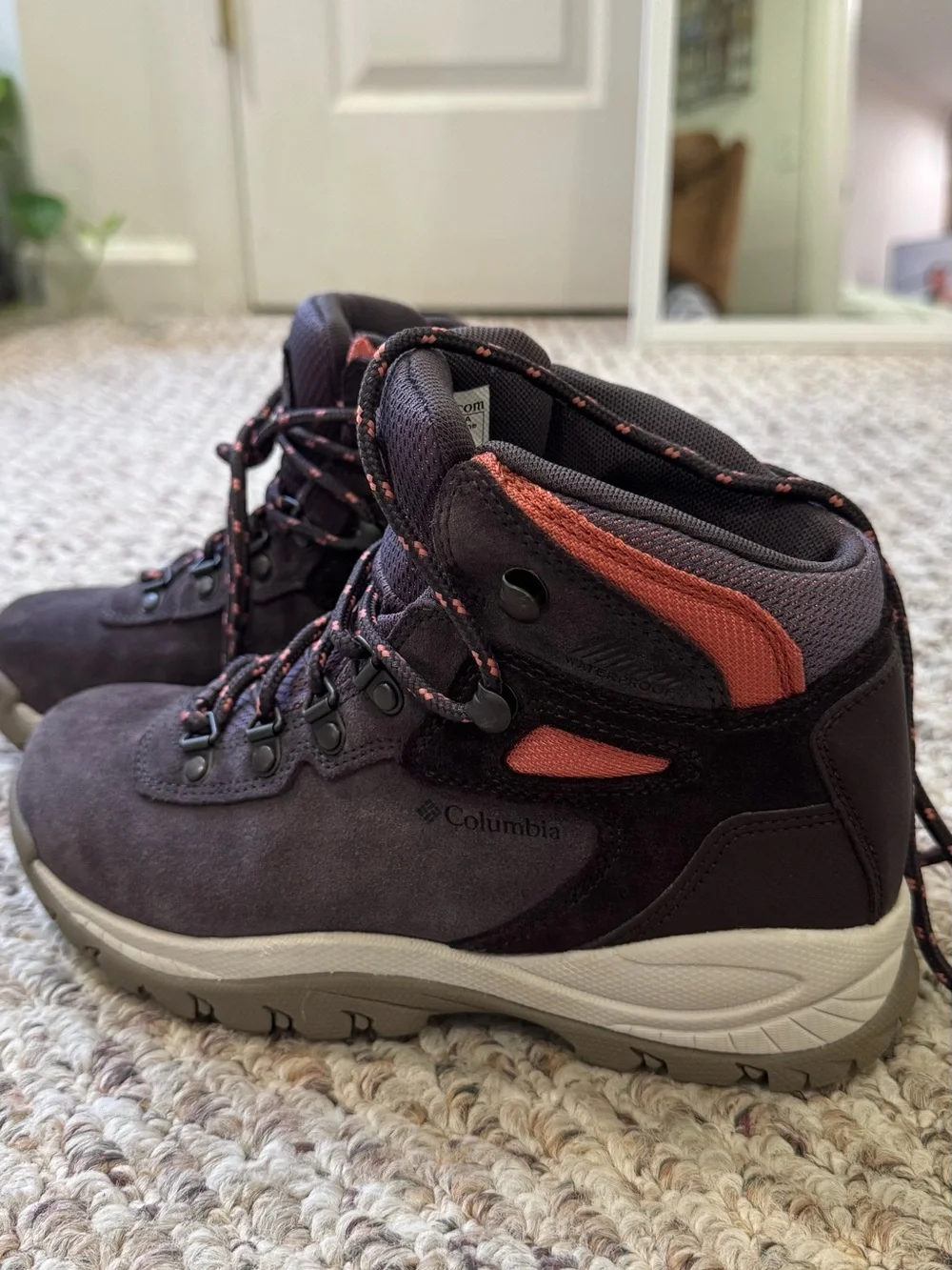 Columbia Women's Purple Suede Hiking Boots with Coral Accents